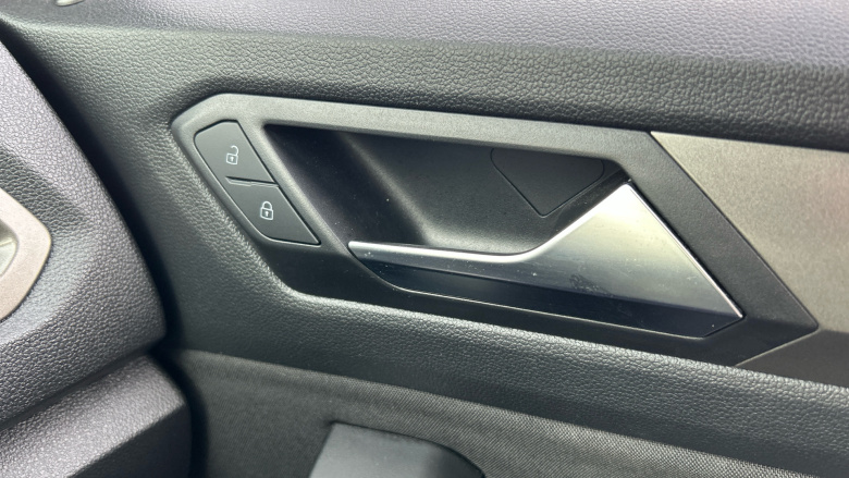 Volkswagen T-Roc 1.5 TSI EVO SE 5dr DSG Petrol Hatchback